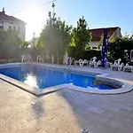 Superior With View Gostinjska kuća Trogir