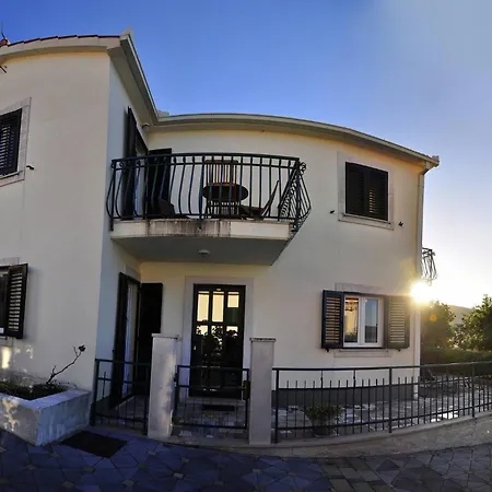 Konukevi Superior With View